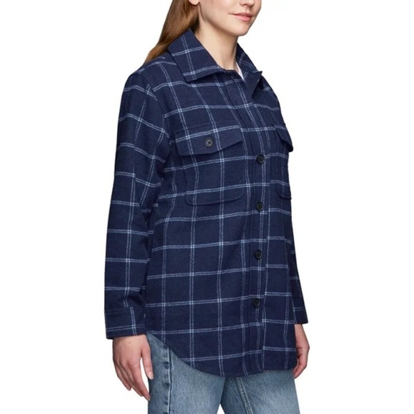 Tilley Women's Navy Plaid Shirt Jacket
Size XL - Picture 3 of 11